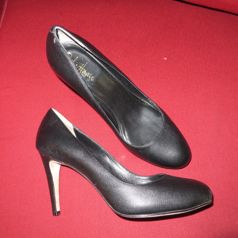 Like New Cole Haan Nike Air Black Pump
